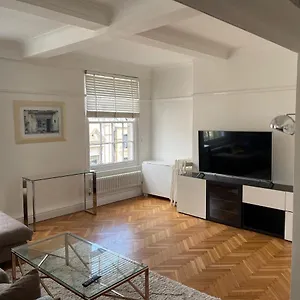 Fabulous Penthouse In Centre Cardiff